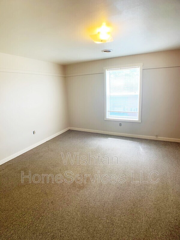 727 Stadium Dr 727 Stadium Dr IL 61455 Apartment Finder