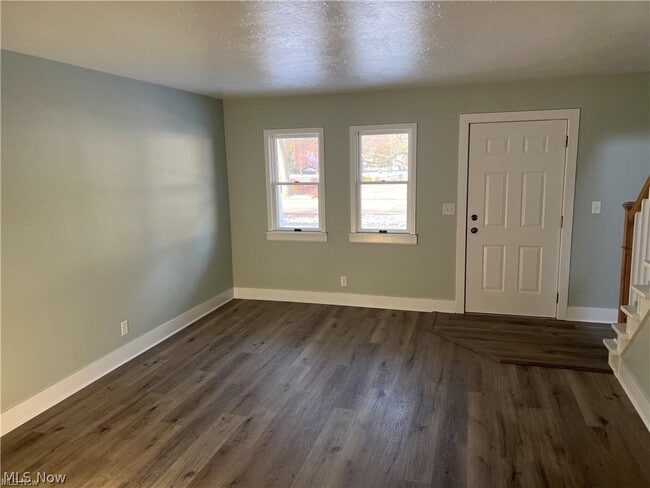 Building Photo - 145 Beck Rd