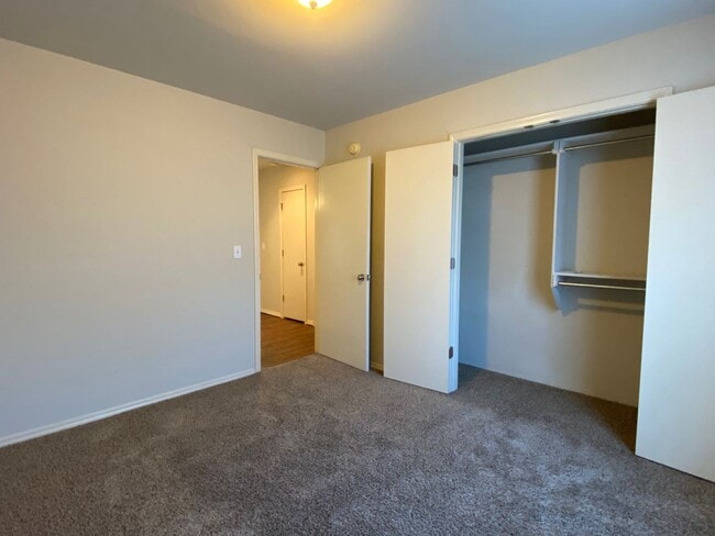 Building Photo - Coming Soon: 3 Bedroom in Catoosa!!! Pet Friendly