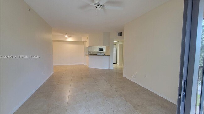 Building Photo - 3018 Alcazar Pl