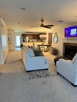 Building Photo - 529 Versailles Blvd