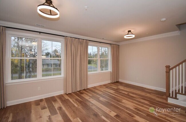 Building Photo - 320 Schadle Rd