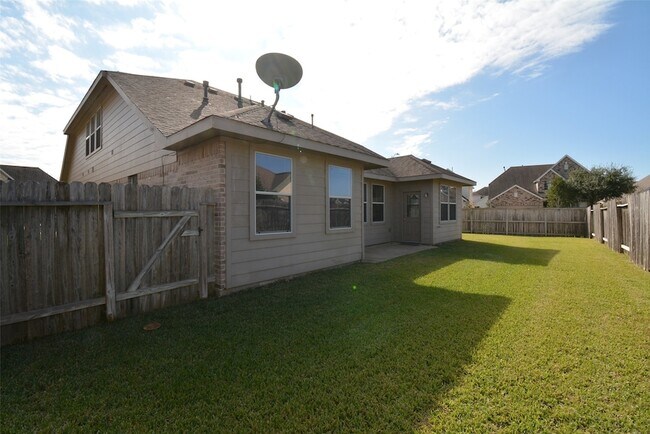 Building Photo - 26114 Silver Timbers Ln