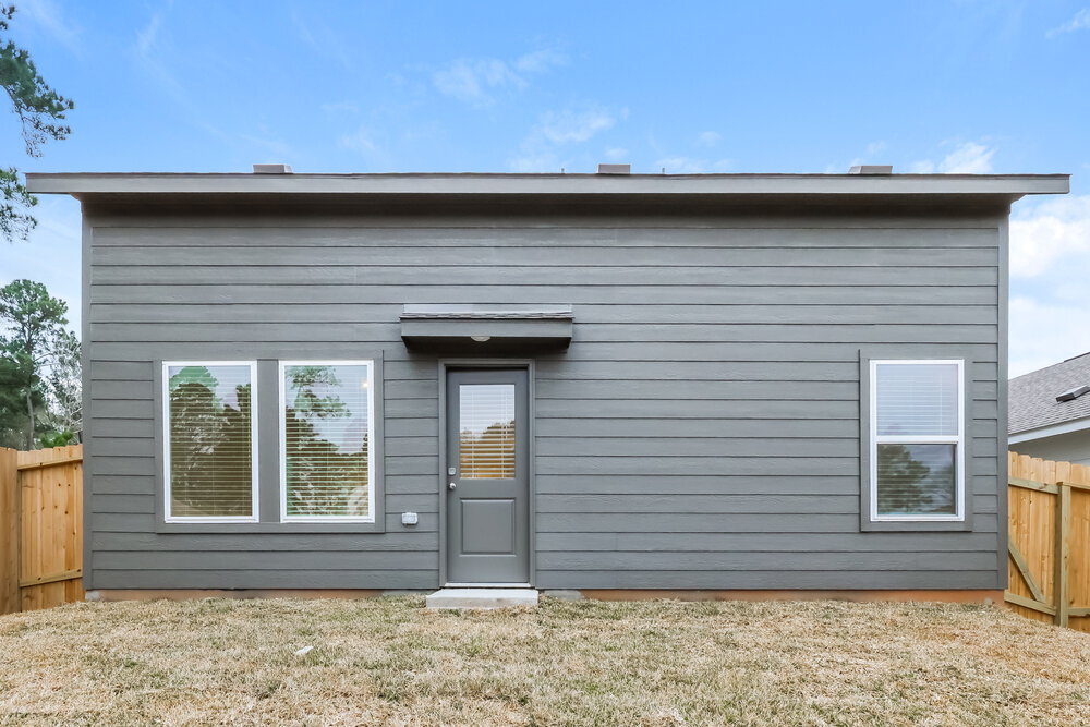 Building Photo - 15242 Abella Dr