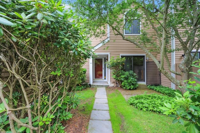 Primary Photo - 41 Rambling Brook Rd