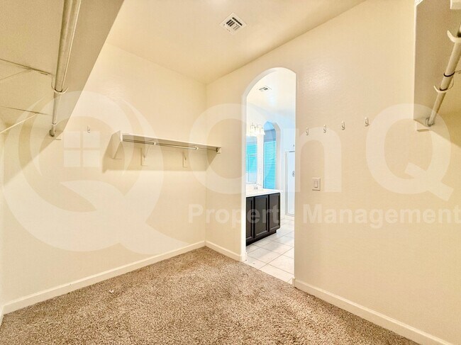 Building Photo - 4101 W Alabama Ln