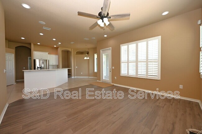 Building Photo - 2618 High Ridge Dr