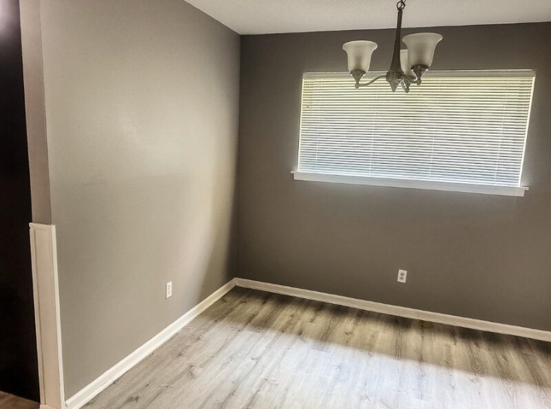 Building Photo - 3909 Range Line Rd