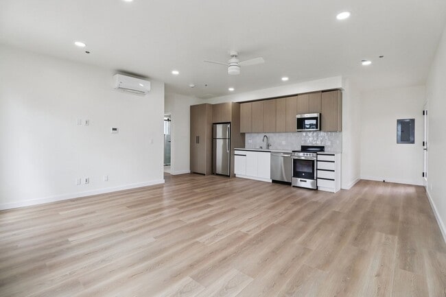 Building Photo - 4456 30th Street - North Parks Elevated Spanish Style Community