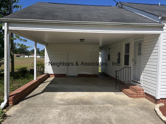 Building Photo - 9814 Stricklands Crossroads Rd