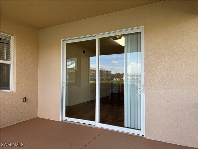 Building Photo - 8450 Kingbird Loop