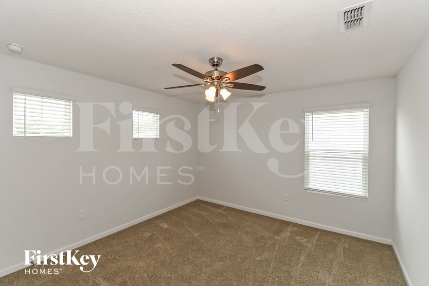 Building Photo - 2016 Edmund Randolph Ct