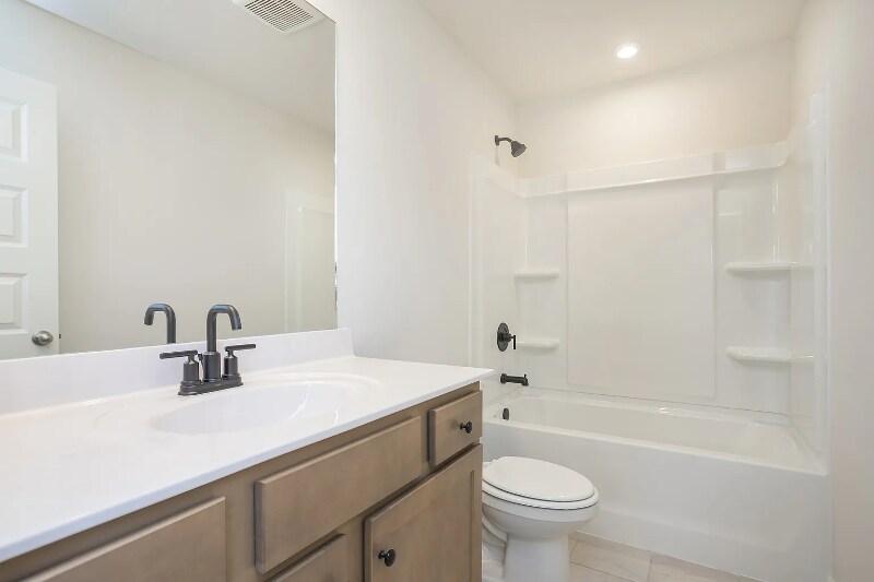 Building Photo - 5401 Zinnia Ln