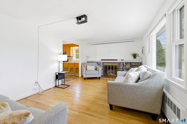 Building Photo - 56 Westgate St