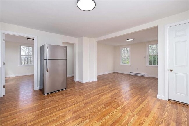 Building Photo - 12 Old Park Ave