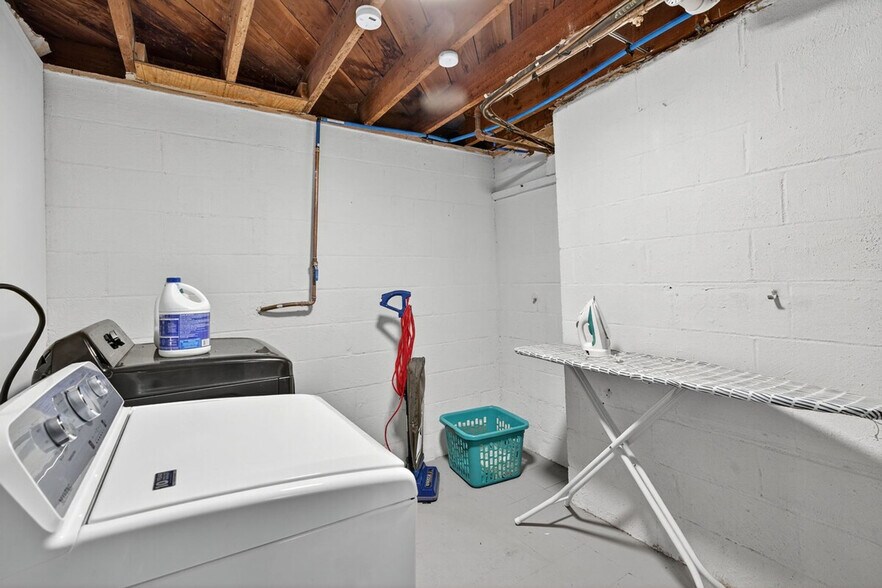 Building Photo - 2544 Spring Forest Rd