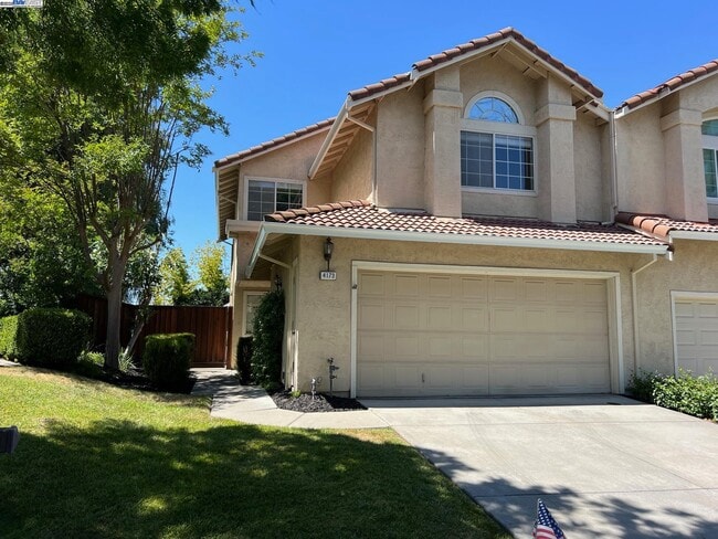 Primary Photo - 4173 Garibaldi Pl