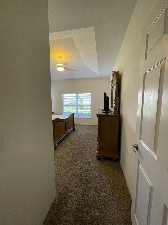 Building Photo - 1833 Pelican Dr