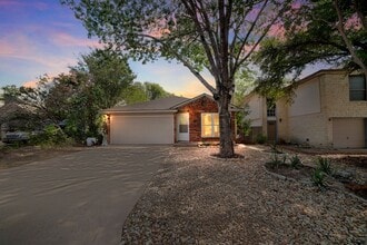 Building Photo - 13711 Letti Ln