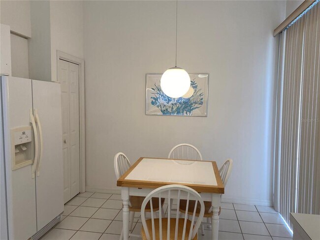 Building Photo - 7739 Whitebridge Glen