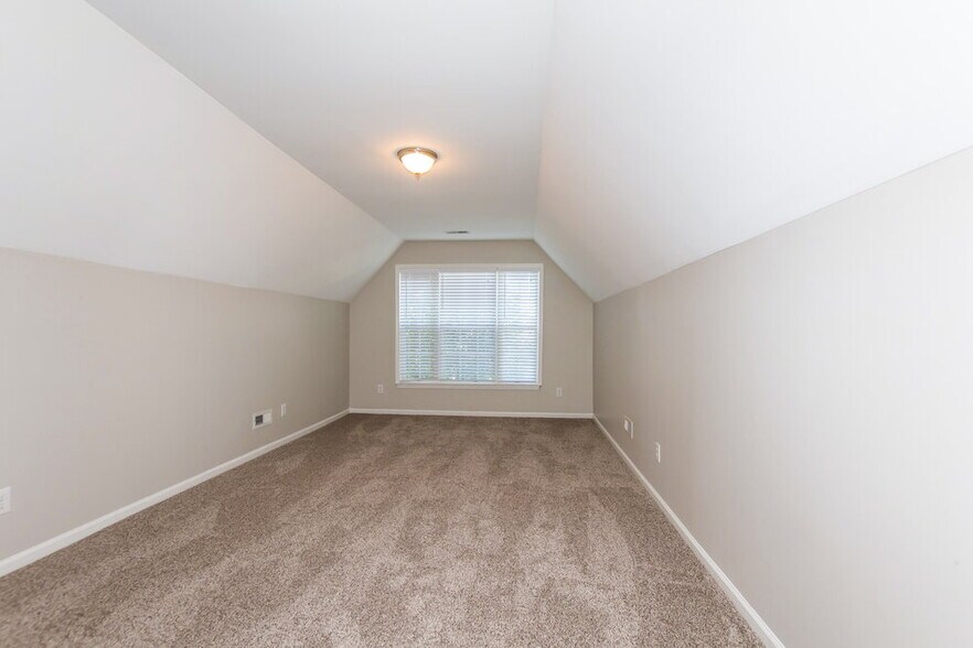 Building Photo - 7418 Sparkleberry Dr