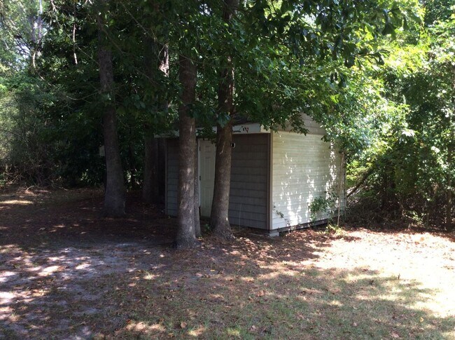 Building Photo - 2424 Educational Dr