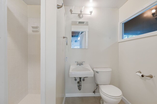 Building Photo - Sunnyvale West House FOR RENT - $4,500/mo