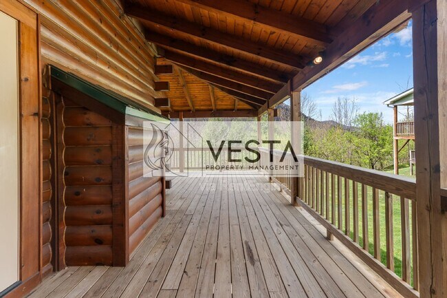 Building Photo - 131 Tanner Trail