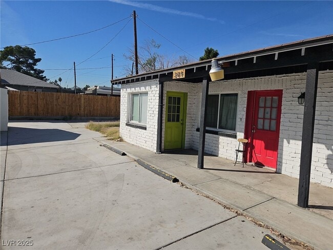 Primary Photo - 309 N 16th St