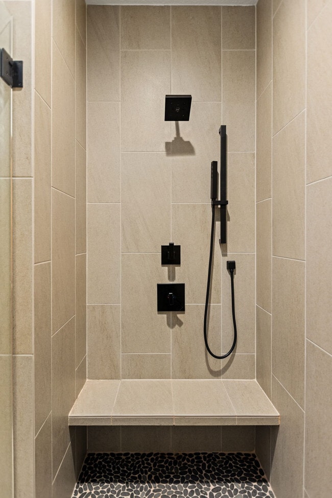 Building Photo - 89192 US-26