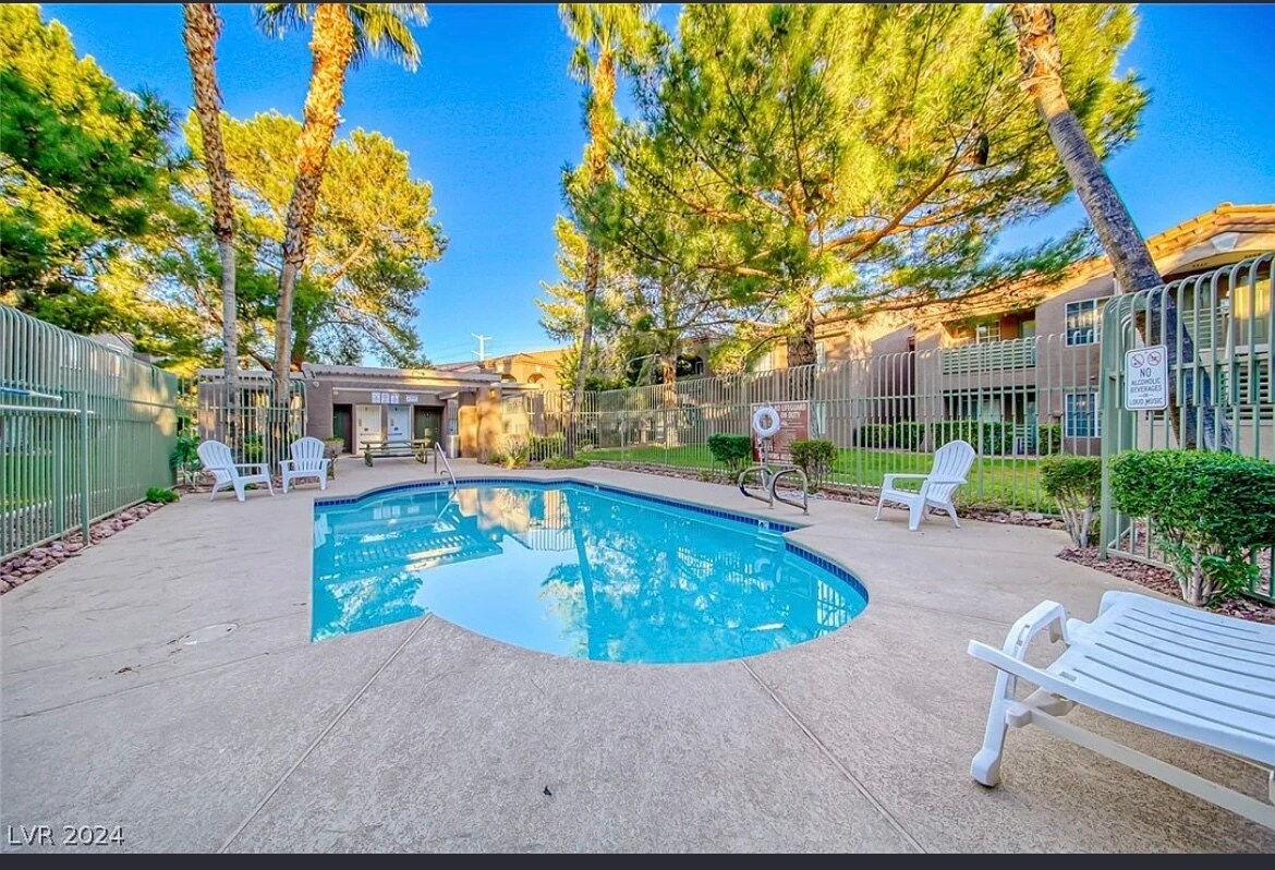 Building Photo - 2111 Sealion Dr