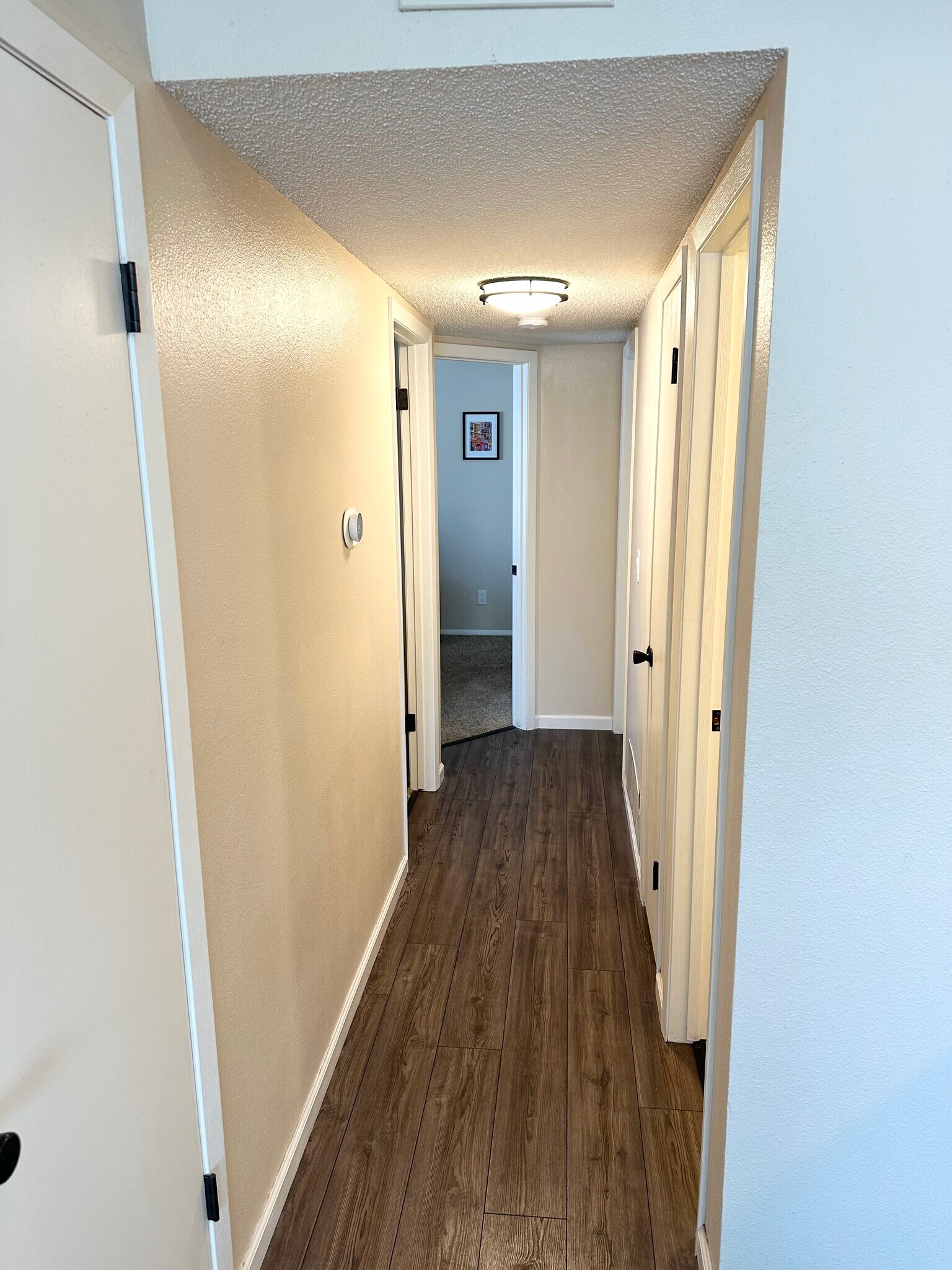 Building Photo - 344 S Estes St