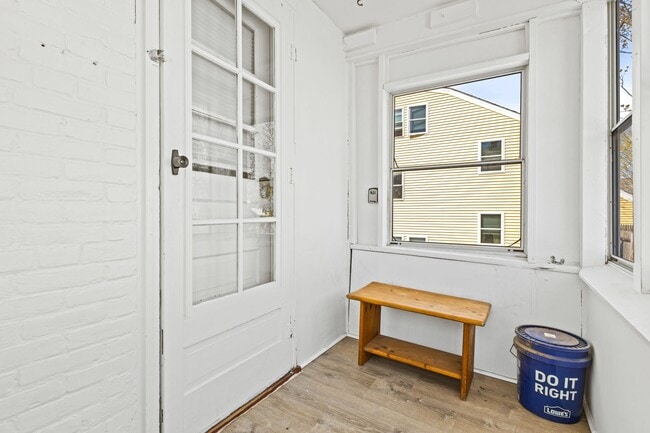 Building Photo - 9 Lafountain St