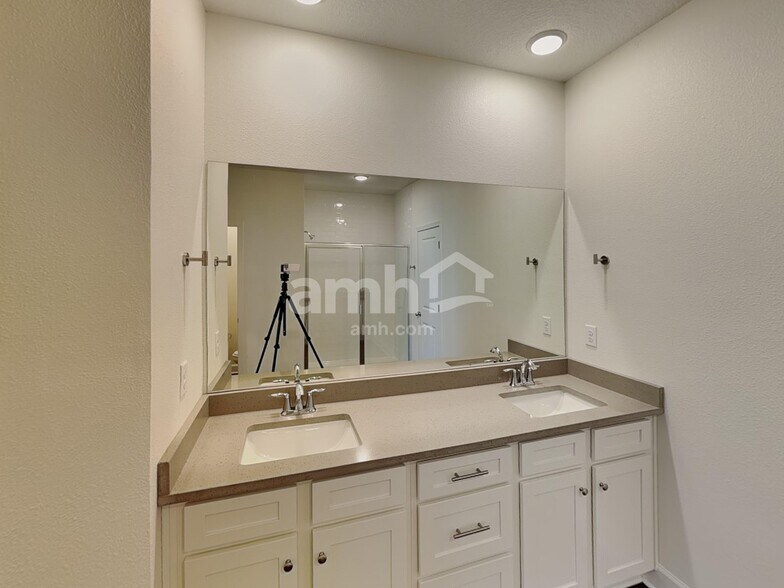 Building Photo - 96946 Blackrock Cv Wy
