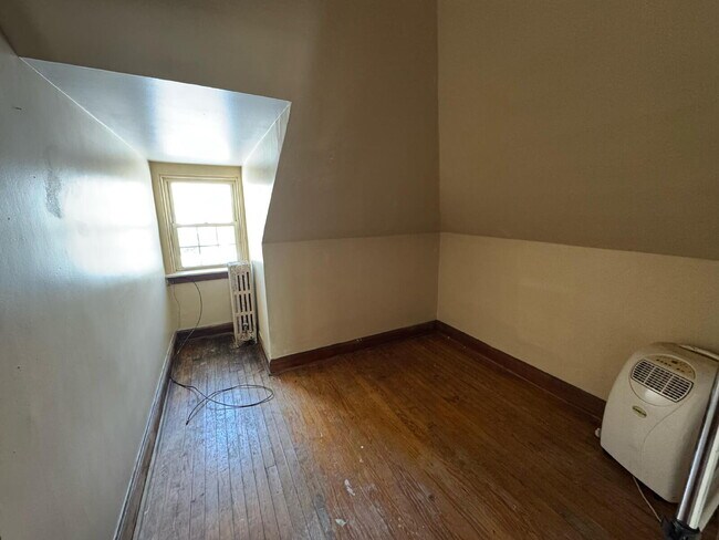 Building Photo - 1818 Walnut St