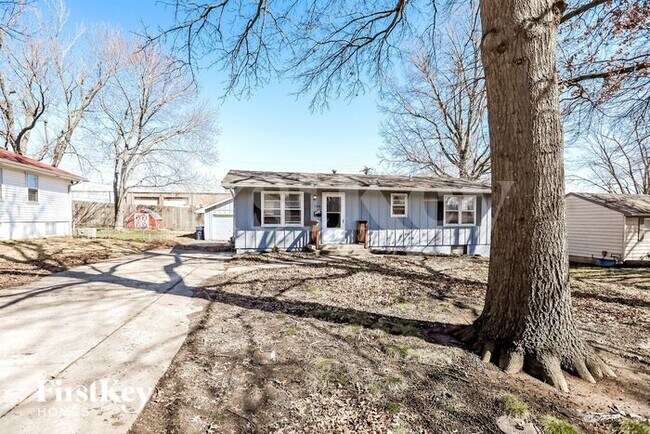 Primary Photo - 308 SW 7th Terrace
