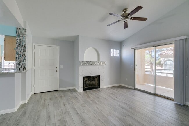 Building Photo - Updated 2-Bedroom Condo with Fireplace