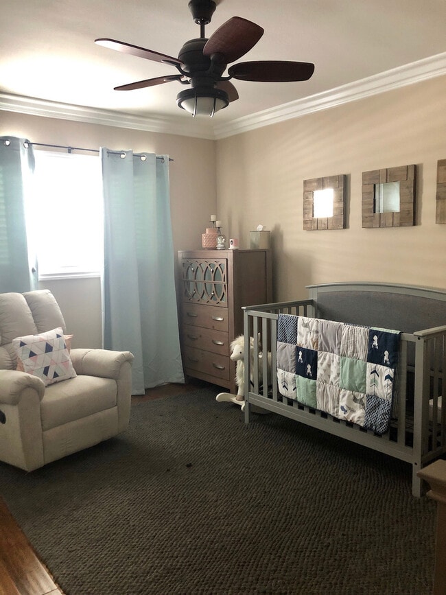 Building Photo - 2118 Ernest Ave