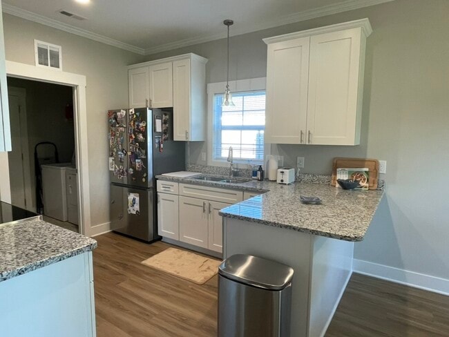 Building Photo - 227 Clay Hill Rd