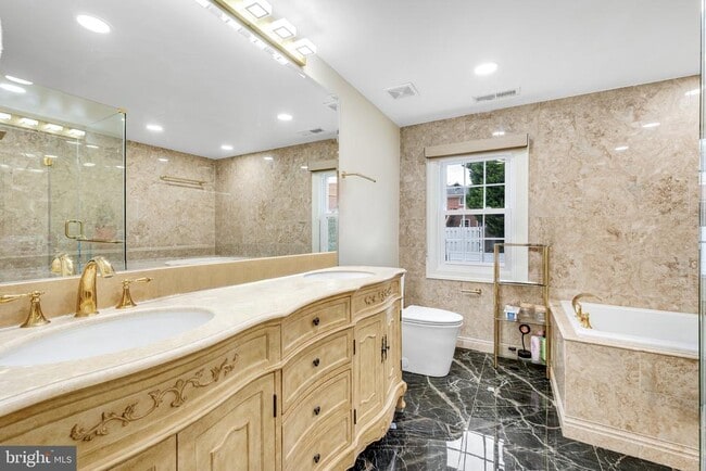 Building Photo - 10904 Gainsborough Rd