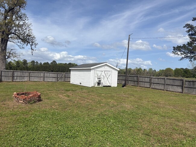 Building Photo - 109 Sheffield Rd