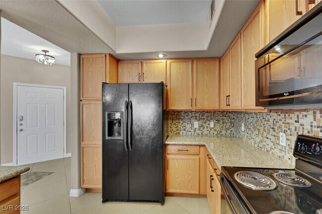 Building Photo - 6160 Rumrill St