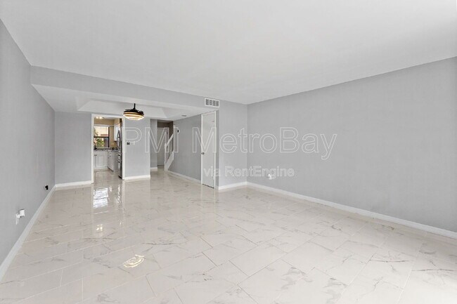 Building Photo - 7616 La Mesita Ct