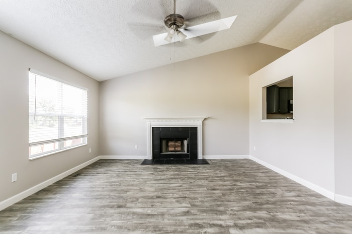 Building Photo - 3844 Eastrise Dr