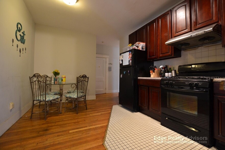 Building Photo - 1258 Commonwealth Ave