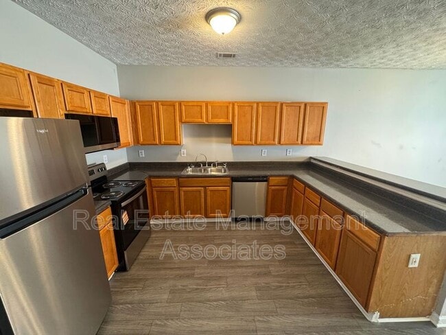 Building Photo - 1755 Carrington Dr