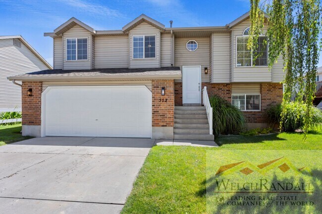 Primary Photo - Beautiful Single-Family Home in Ogden