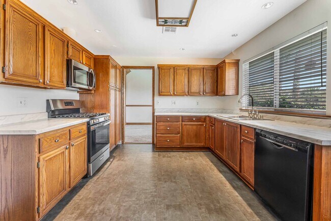 Building Photo - 1521 Padova Dr