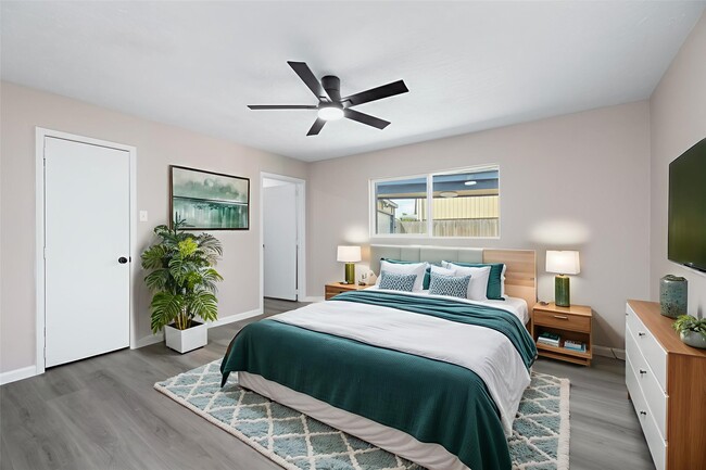 Building Photo - 9806 Sagebark Dr