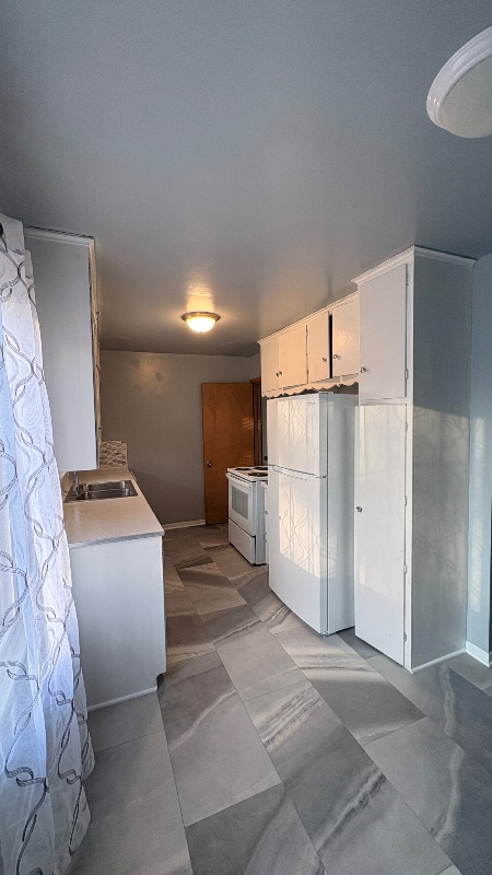 Building Photo - 4322 N 54th St